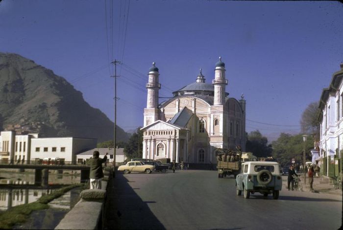 retro kabul photos 16